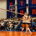 Syracuse volleyball holds off Fairleigh Dickinson for 1st home win of 2026