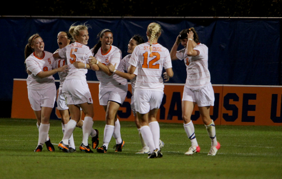 Firenze scores game-winning goal in final minute of regulation to propel Syracuse over Connecticut