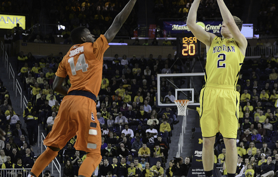 Syracuse's late comeback attempt falls short as No. 17 Michigan outshoots SU zone