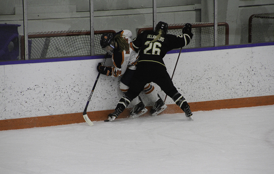 Syracuse ice hockey starting to turn around 3rd-period woes