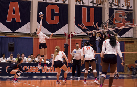 Syracuse bounces back with win against Kansas State in 4 sets