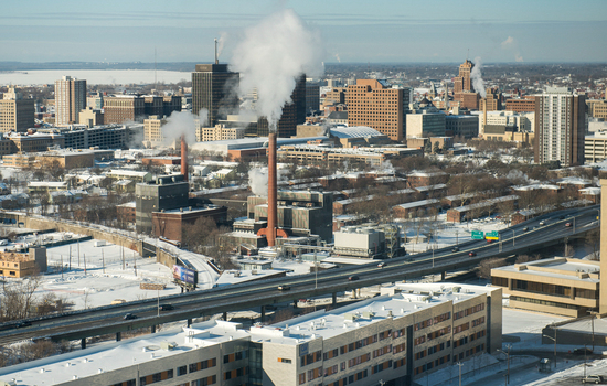 SU needs to require a discussion-based ethics course for all students