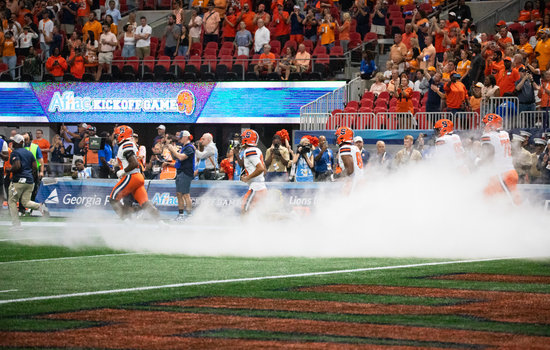 Syracuse earns commitment from 2027 3-star DL Jason Lewis