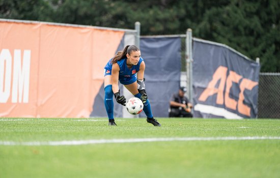 Syracuse women's soccer's Maya Naimoli claims ACC Goalkeeper of the Week