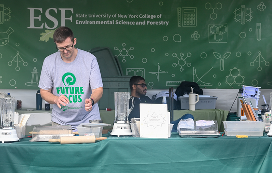 ESF students share thesis projects, address ecological concerns at NYS Fair