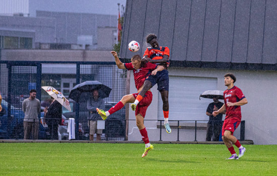 Syracuse weathers persistent rain, saturated pitch in St. John’s thrashing