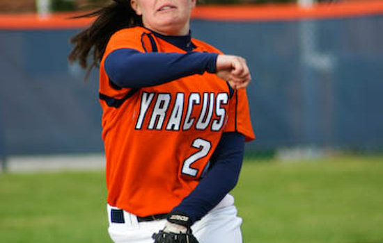 SOFTBALL : Errors in field leave Syracuse frustrated over inconsistent play