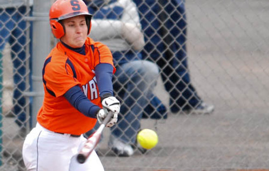 SOFTBALL : Miller goes from manager to pinch runner