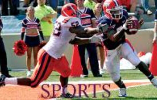 Sack attack: End Jameel McClain leads SU in sacks despite switching from LB