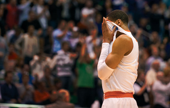SHUT DOWN: Syracuse struggles, falls to Butler in regional semifinals 