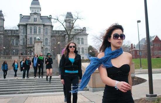 Flash mob on Quad promotes fashion events