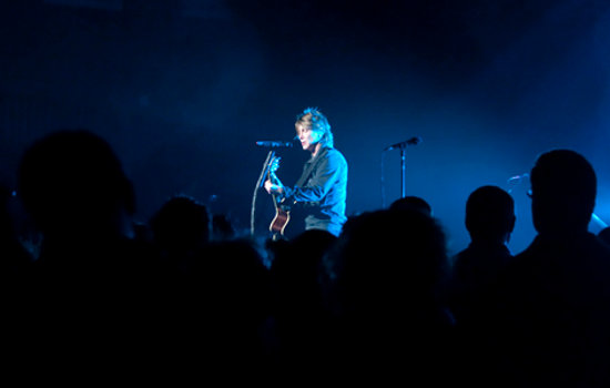 Personal space: With intimate settings, Goo Goo Dolls develop close connection with audience