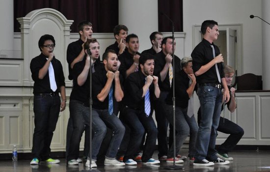 A cappella groups hit right notes at first collaborative show of year