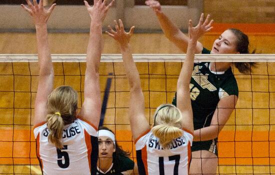 VB : SU fails to convert on multiple match points in disappointing loss to USF
