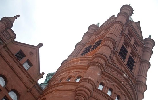 Legends of the hilltop: landmarks that help define, embody spirit of SU