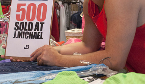 Clothes minded: SU entrepreneur showcases feel-good fashion at J. Michael Shoes