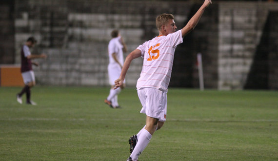 Scoring barrage vaults Syracuse to rout of Colgate