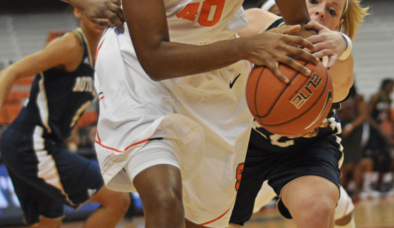 Hillsman forced to adjust offense after losing forward Hemingway