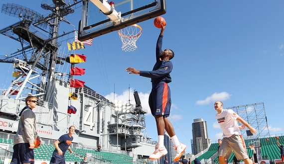 Breezy conditions wreak havoc on Syracuse’s practice for Battle on the Midway