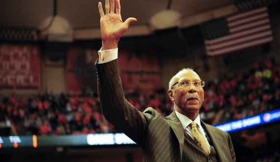 Former Syracuse great Bing reflects on Boeheim’s career, 900th win; Southerland hits 5 3-pointers, finishes with game-high 22 points