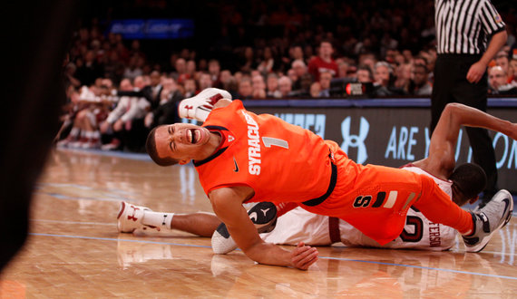 TEMPLE OF DOOM: Free throws cost Syracuse as Orange suffers 1st loss of the season to Temple