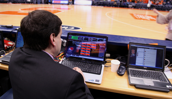 Video boards in Carrier Dome utilize Foursquare, social media during games