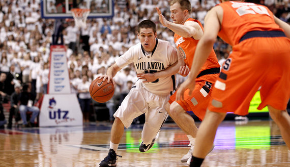 Villanova jumps out to early 10-0 lead, helping Wildcats gain confidence, remain in game