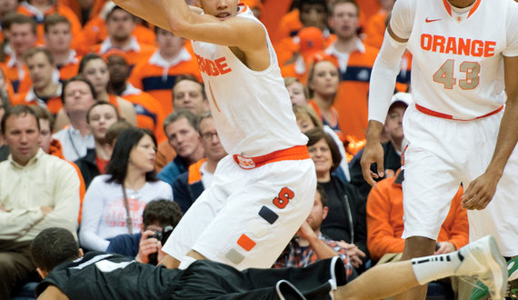 Carter-Williams thrives as facilitator in win over Providence