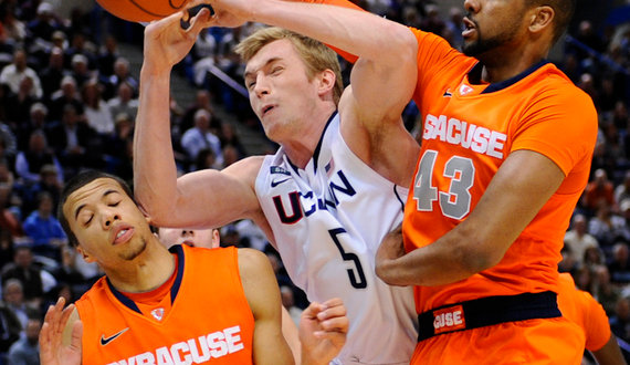 Southerland lone 3-point threat for Syracuse in loss to Connecticut