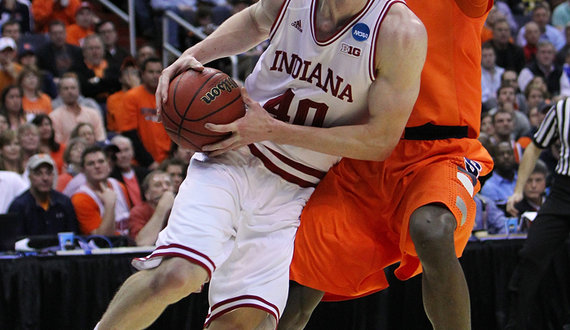 Syracuse crucially shuts down Indiana’s All-American Zeller in 61-50 Sweet 16 triumph