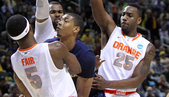 IN A ZONE: Syracuse’s vaunted 2-3 lifts Orange past California, into Sweet 16