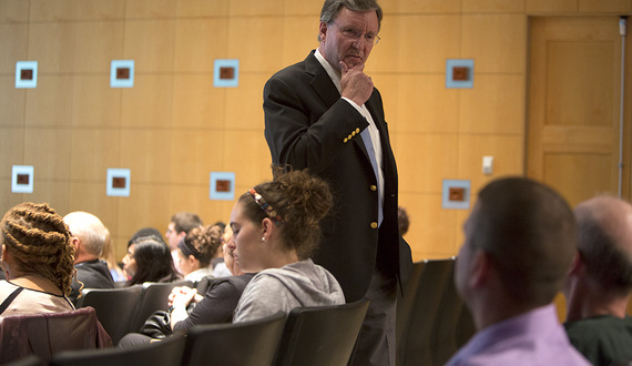 Former educator discusses issues with public schools
