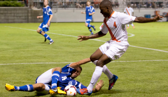 Syracuse defense guides team into matchup against Manhattan