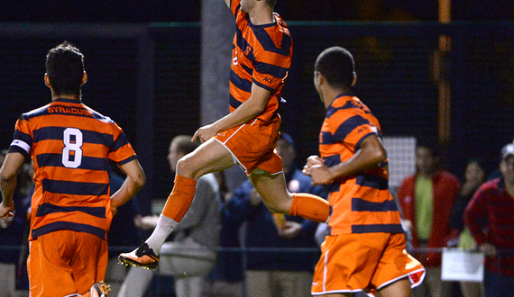 Syracuse cruises to 3-0 win over UMass