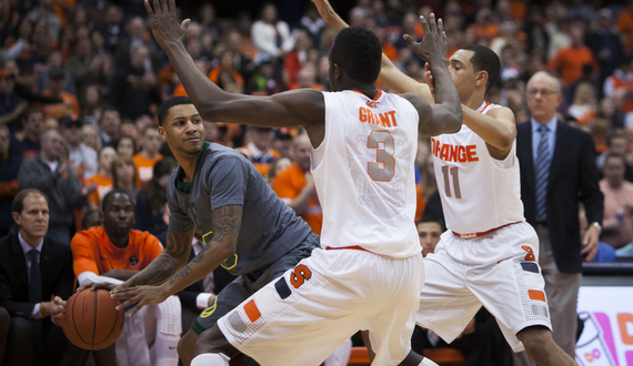 North Carolina looks to crack Syracuse’s 2-3 zone inside the arc