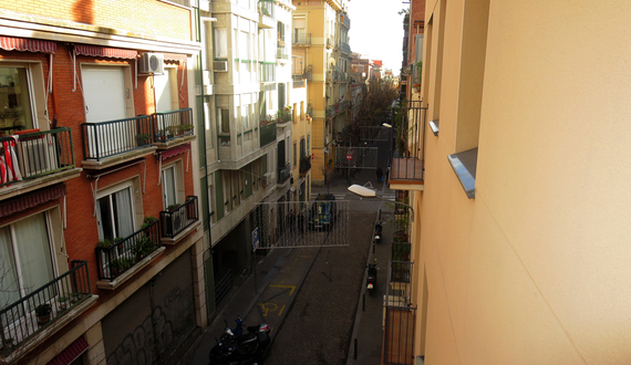 SU senior provides housing options for students studying abroad