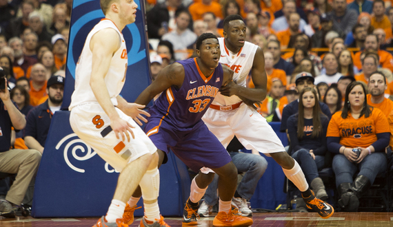 Grant fills in at center for injured Keita in Syracuse win