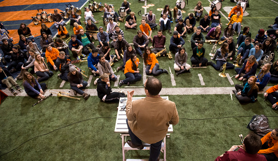 &#8216;Once in a lifetime&#8217;: Syracuse University marching band travels from Carrier Dome to MetLife Stadium for its biggest crowd yet