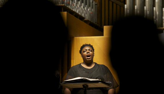 Setnor Collage Concert entertains with multicultural event, songs