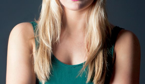 Wardrobe Wednesday: Laura Anderson