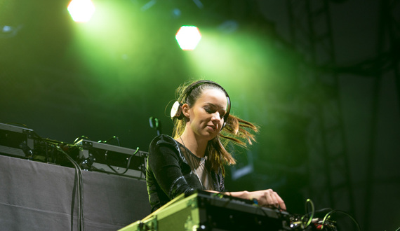 Knock &#8217;em Zedd: DJ Zedd, rapper 2 Chainz bring high-energy performance to Block Party