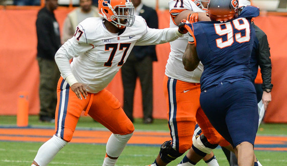 Moore lines up at center, delivers biggest block of Spring Game