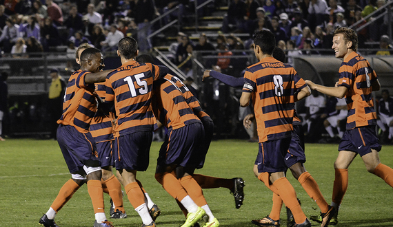 No. 2 Syracuse uses second-half spurt to run by Connecticut 4-0