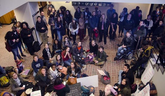Chancellor Syverud visits students staging Crouse-Hinds sit-in