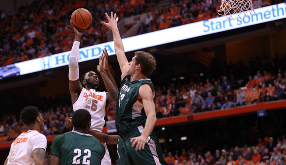 Guard scoring, strong defense helps Syracuse to uninspiring 70-37 win over Loyola