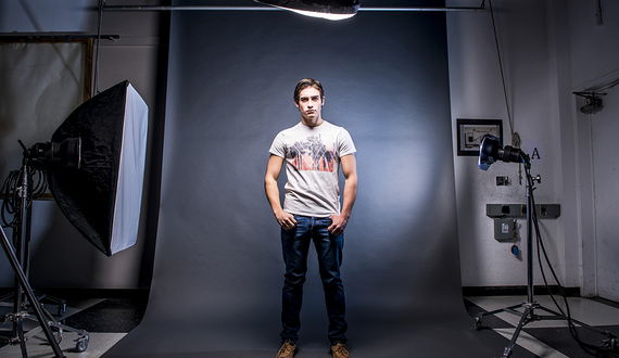 Freshman pays for college by modeling for major clothing brands, fashion magazines