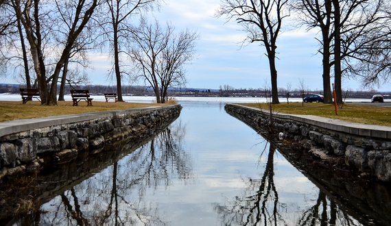 SU professor assists in research, treatment of Onondaga Lake to restore water quality