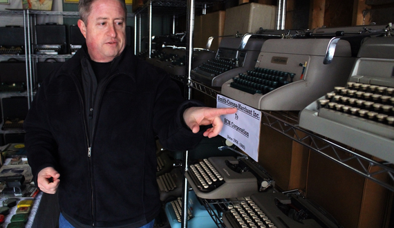 Syracuse resident collects 122 typewriters over the course of 25 years