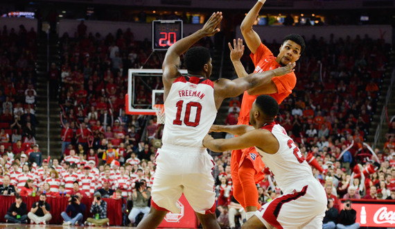 Beat writers predict mixed outcomes for Syracuse basketball&#8217;s matchup with North Carolina State