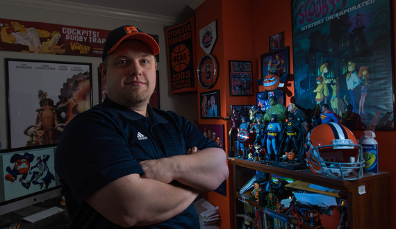 Syracuse local works as storyboard artist for companies like DC Comics, Marvel